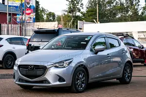 Mazda Demio 2018 Silver
