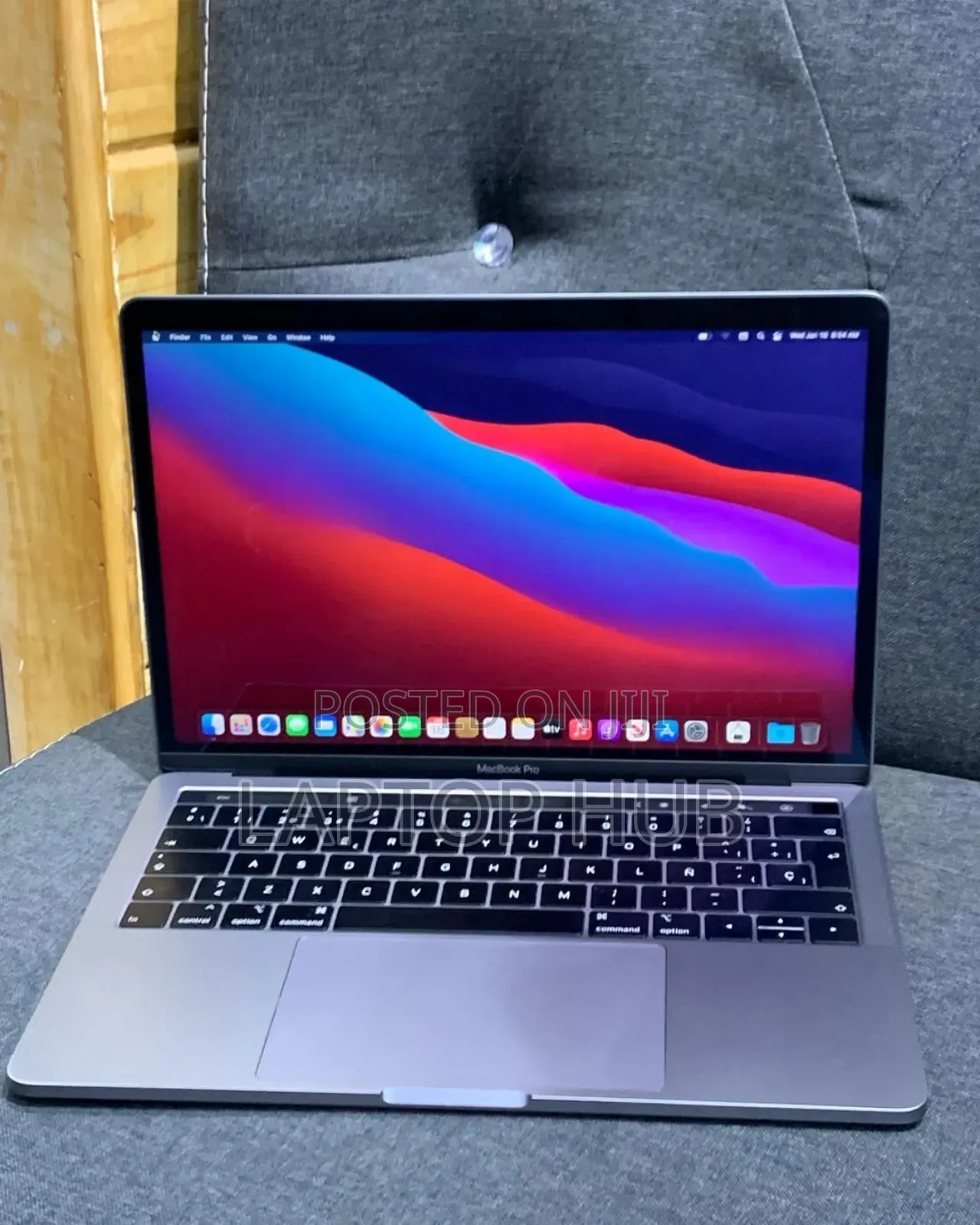 Laptop Apple MacBook Pro 2019 16GB Apple M1 Pro SSD 1T