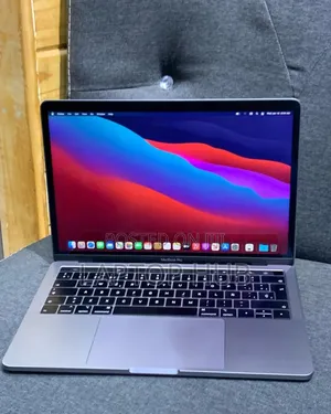 Laptop Apple MacBook Pro 2019 16GB Apple M1 Pro SSD 1T