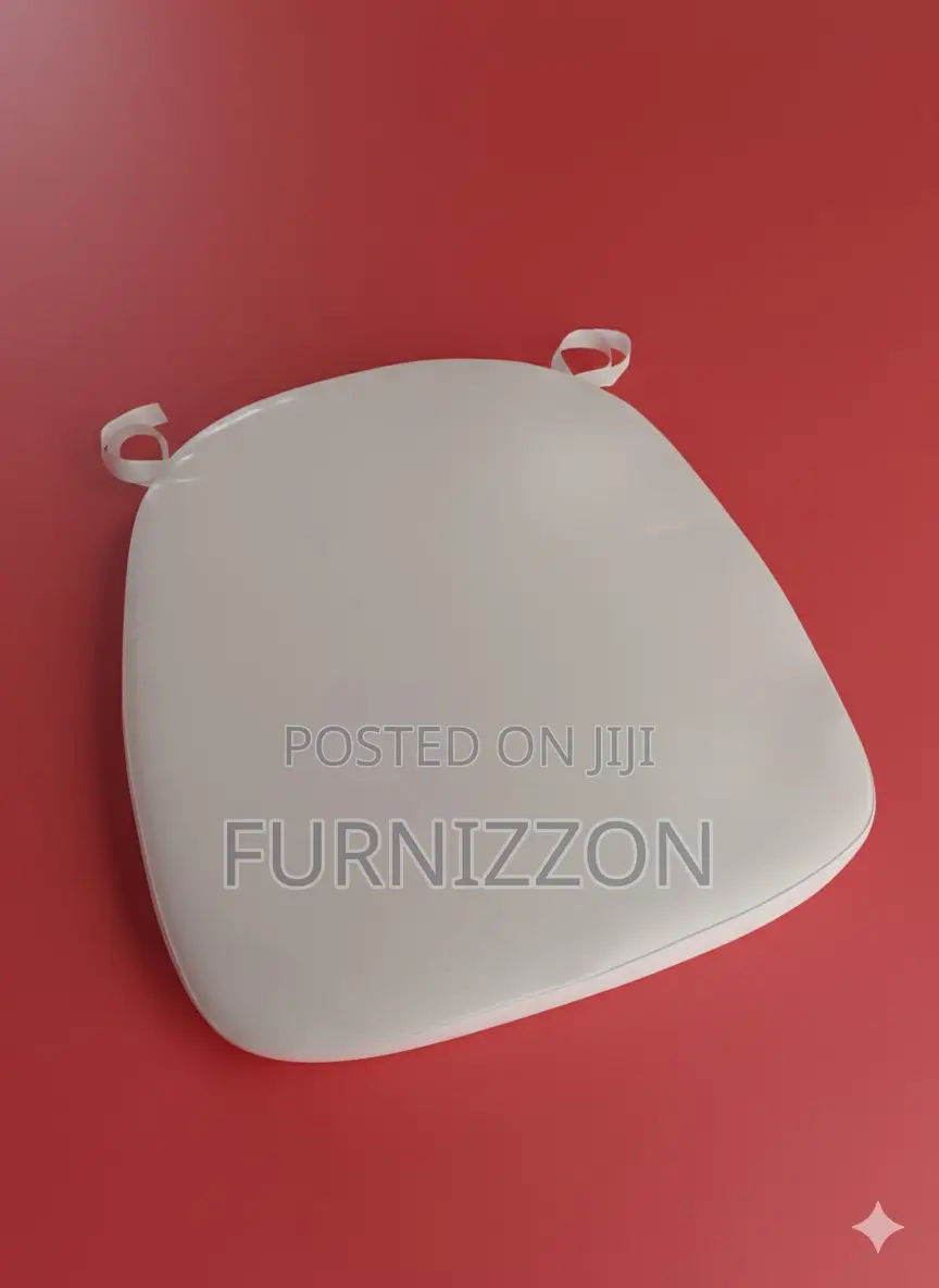 Professional White Cushion for Chiavari Event Chairs
