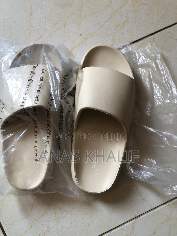 Shoes Yeezy Ex Uk - thumbnail 4