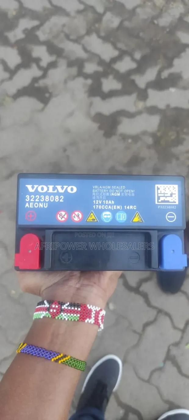 Volvo Auxiliary Battery - main view