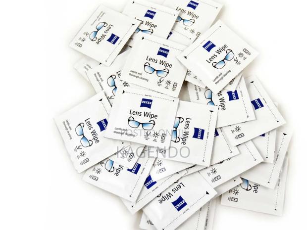 Lens Cleansing Tissue – Optical Medical Use