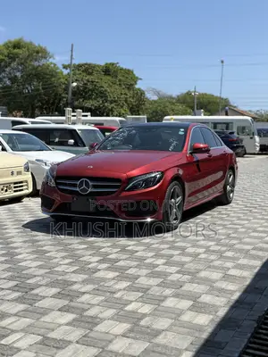 Mercedes-Benz C200 2018 Red
