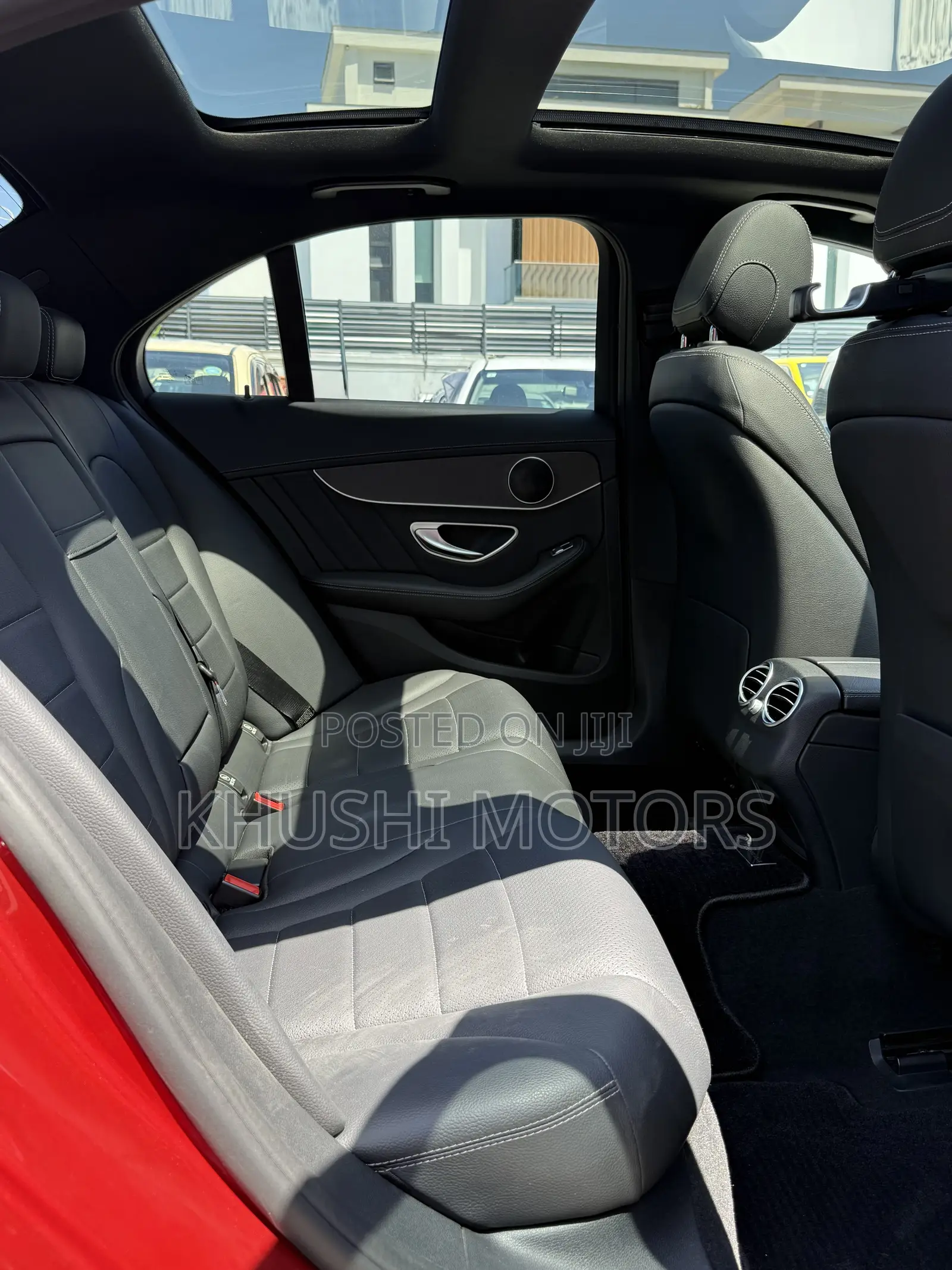 Mercedes-Benz C200 2018 Red