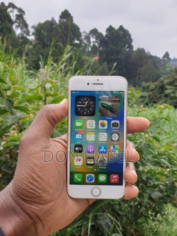 Apple iPhone 8 64 GB Gold - thumbnail 3