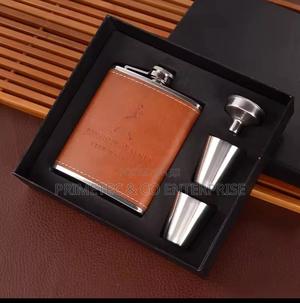 Portable Hip Flask/Whisky Bottle Set - thumbnail 2