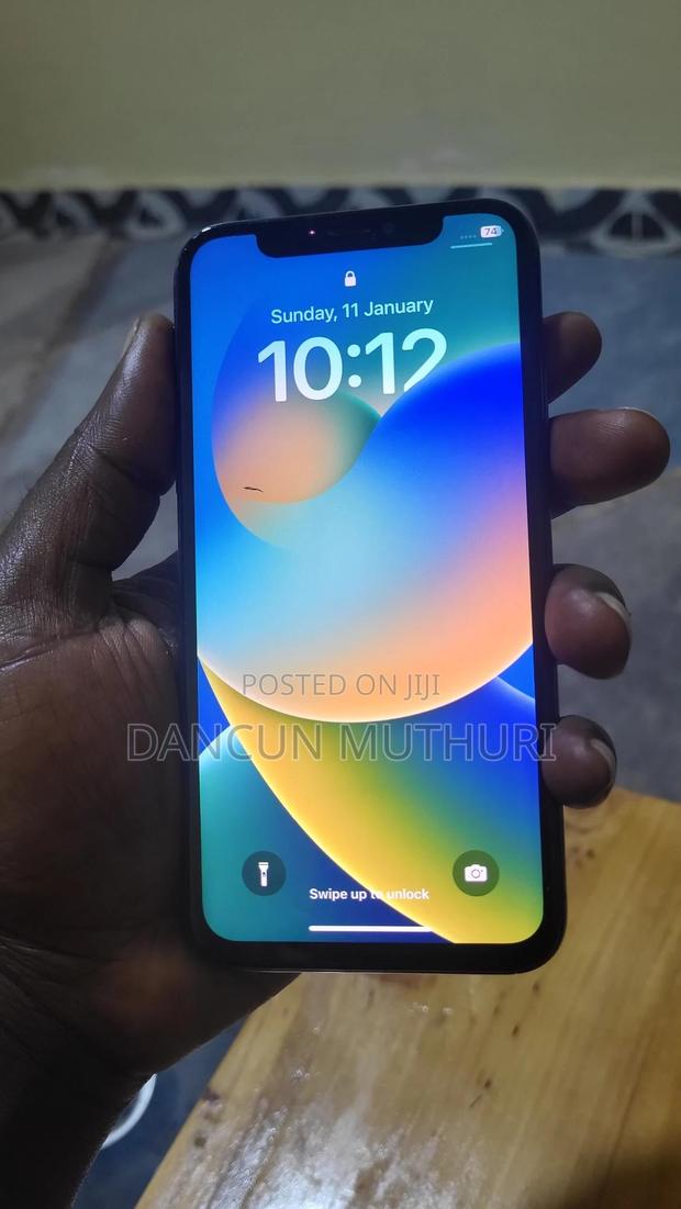 Apple iPhone X 64 GB Black - thumbnail 2