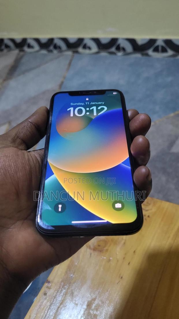 Apple iPhone X 64 GB Black - thumbnail 3