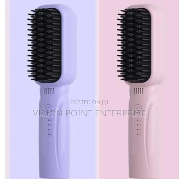 *Rechargeable Portable Cordless Hair Straightener Brush