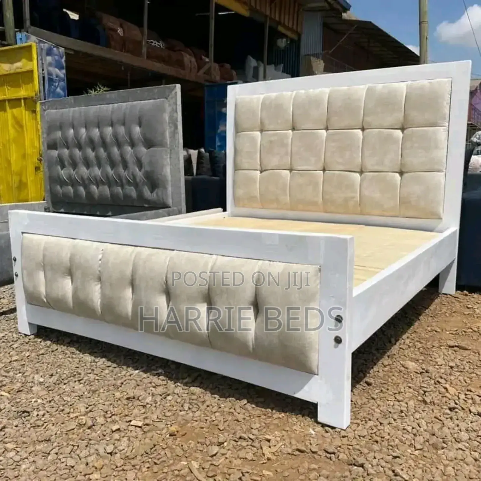 Cream White Box Profile Bed 4 by 6