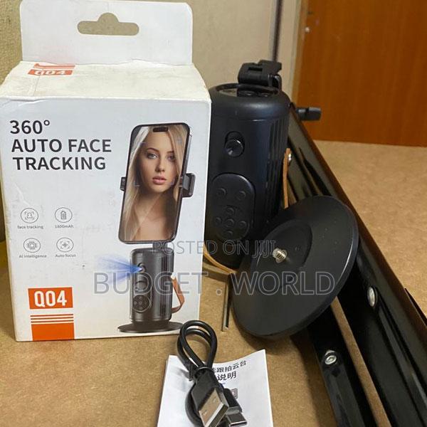 Perfect Lighting With Remote Control 360°Rotating Intelligent Autoface - main view