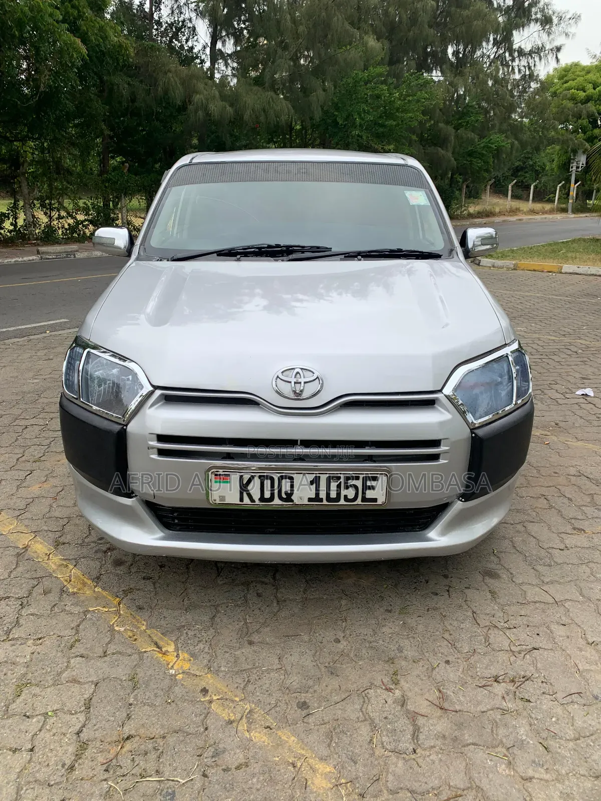 Toyota Succeed 2017 Silver