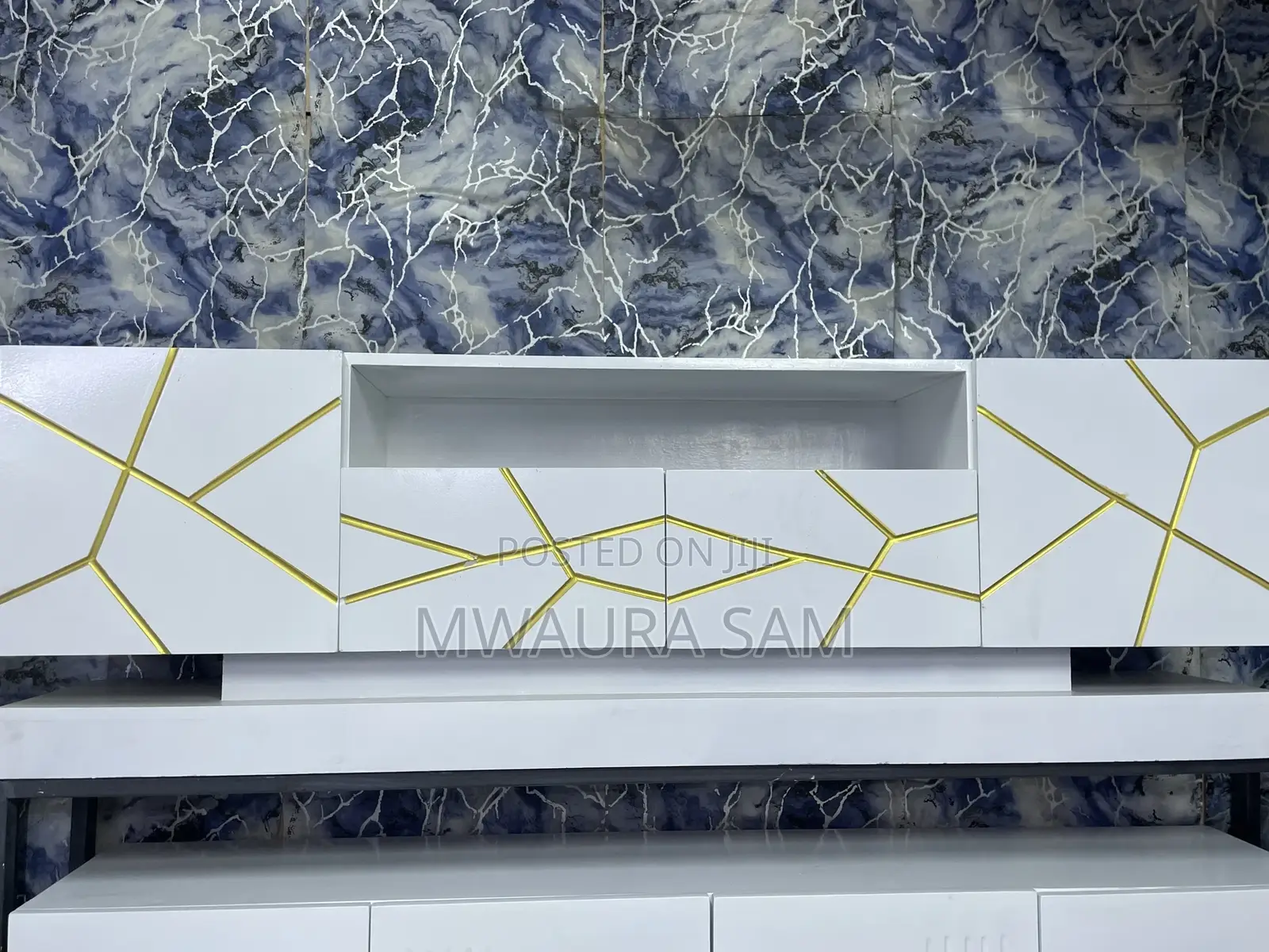 Luxury White Gold Tv Stand - Executive 6ft Design