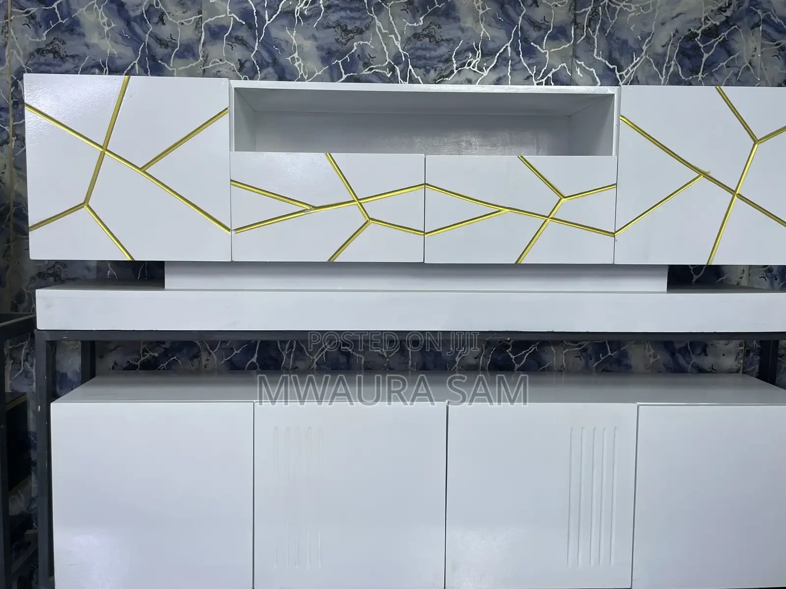 Luxury White Gold Tv Stand - Executive 6ft Design