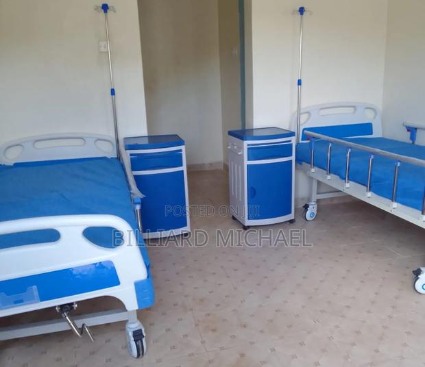 Single Crank Bed