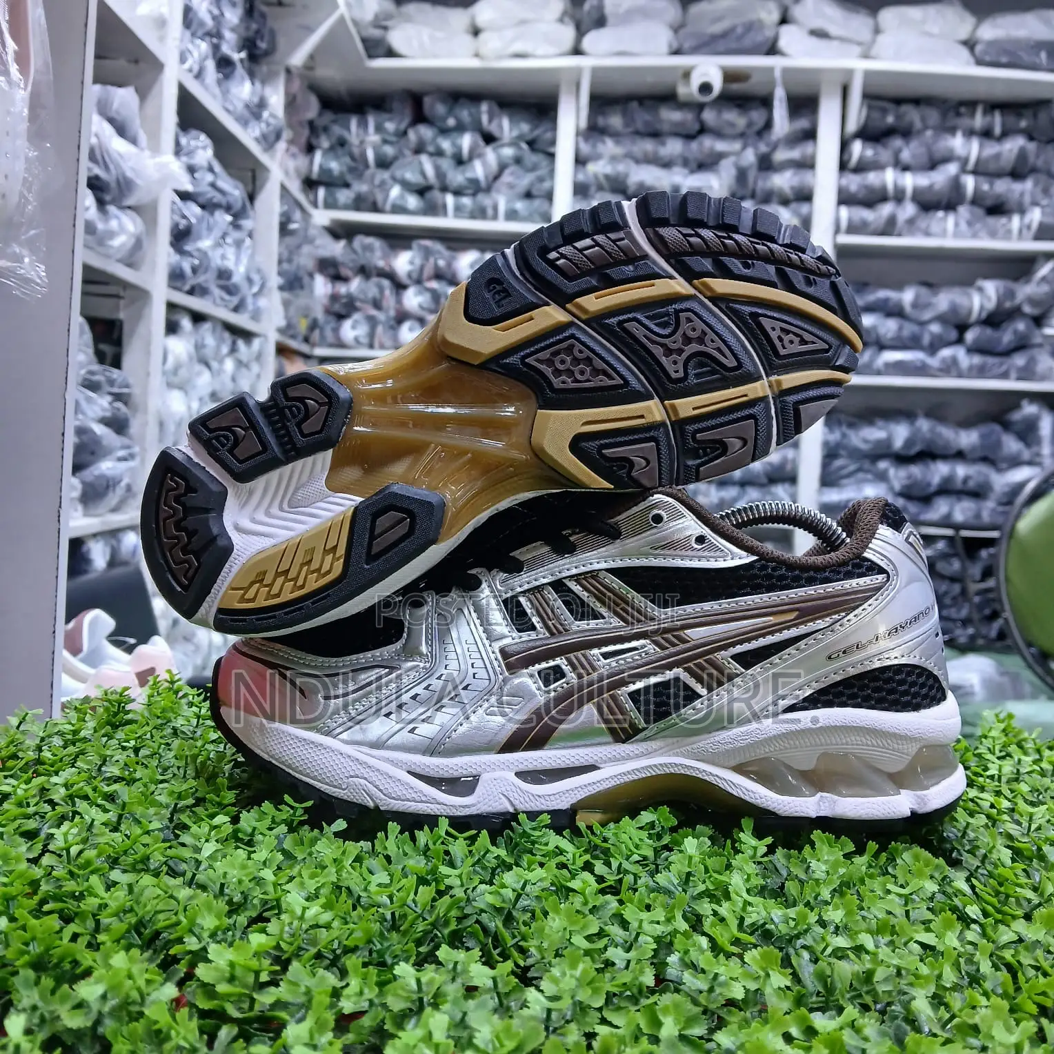 Asics Gel Kayano 14