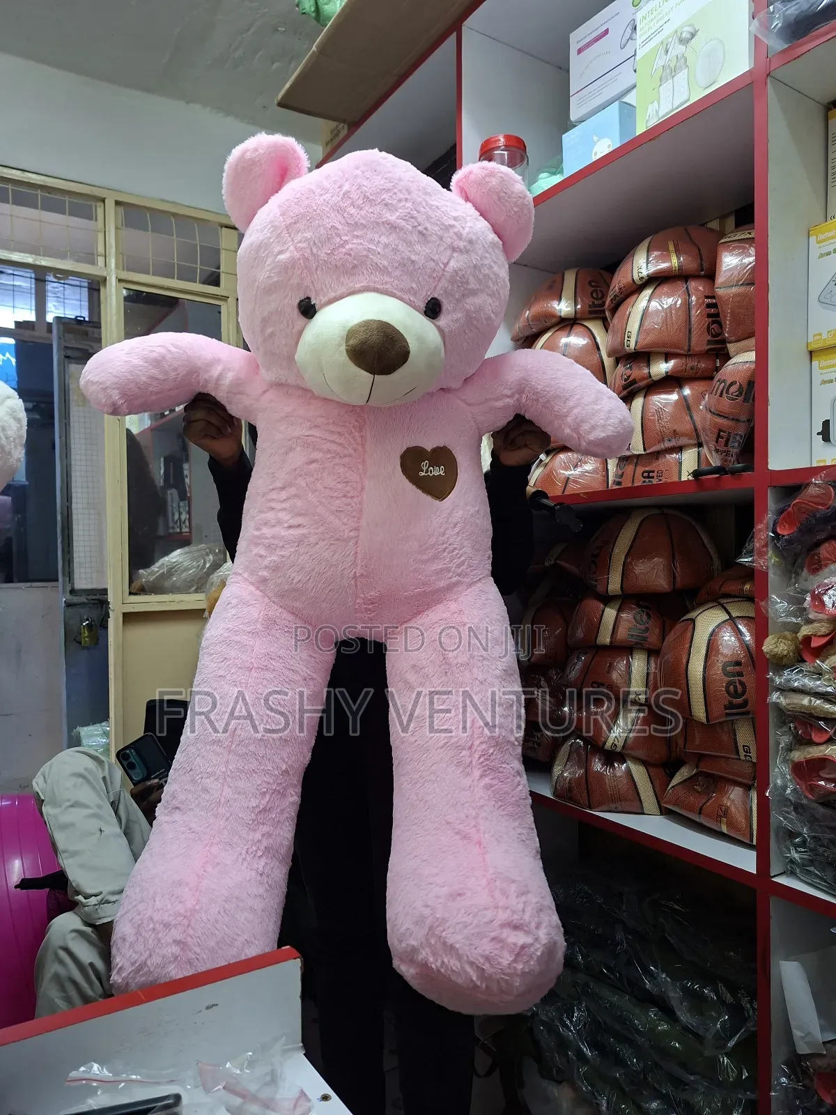 Cuddling Teddy Bear 140cm