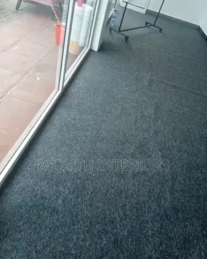 Smart Foundation With the Carpets