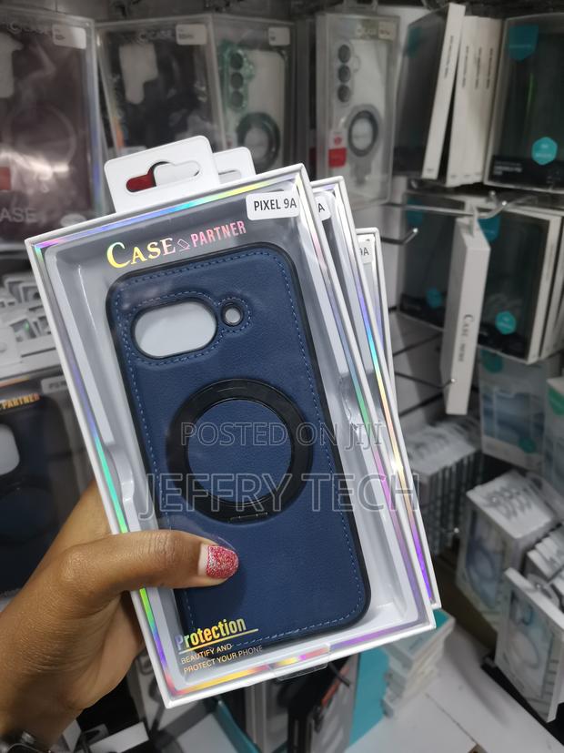 Zinxx Google Pixel 9a Leather Back Case With Magsafe Invisible Stand - thumbnail 2