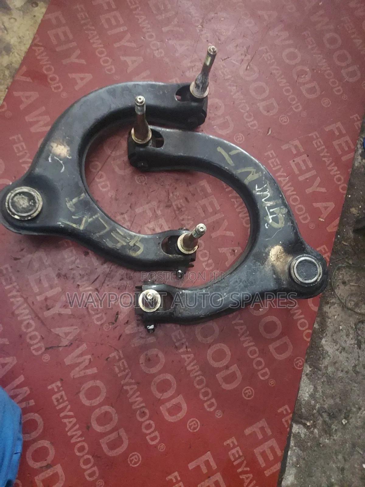 Upper Control Arm Mitsubishi Galant/Io/Outlander