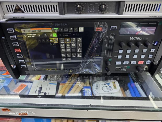 Behringer Wing Rack - thumbnail 3