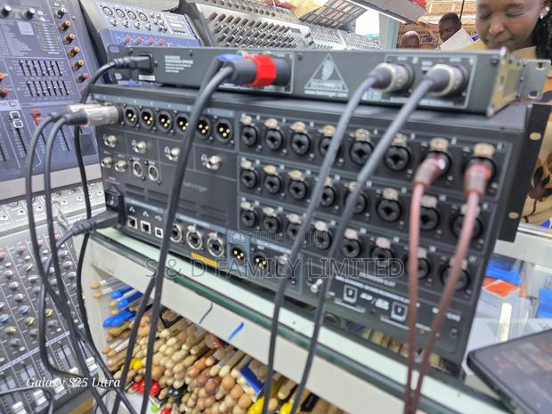 Behringer Wing Rack - thumbnail 5