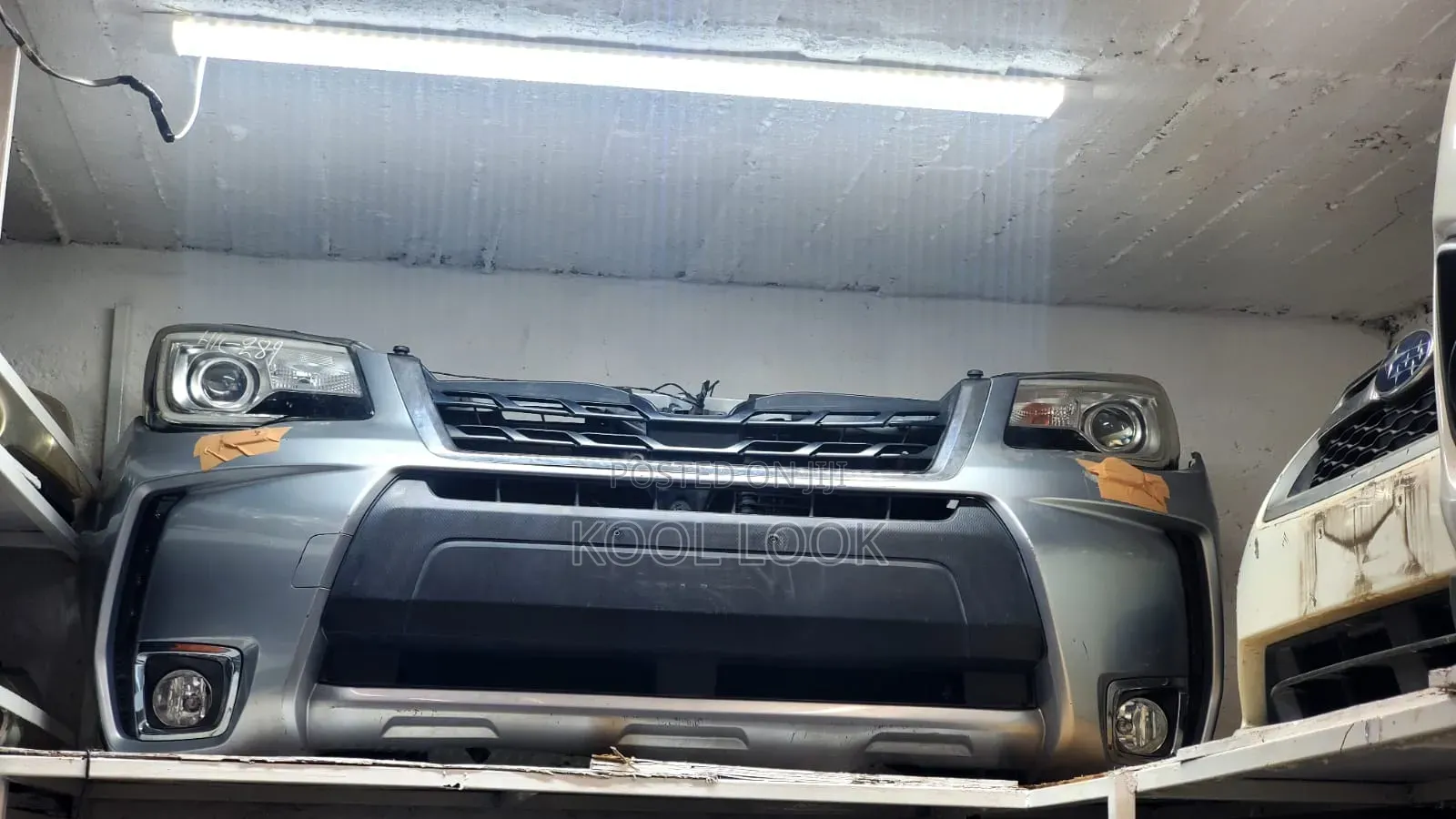 Subaru Forester SJG Xenon Nosecut