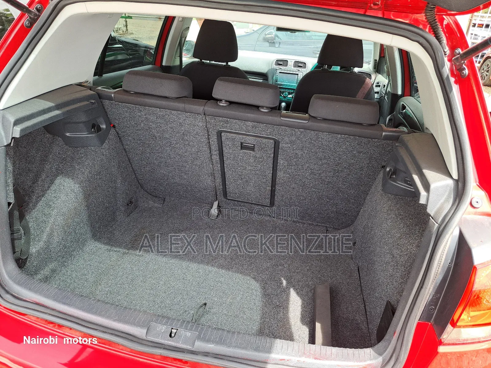 Volkswagen Golf 2012 Red