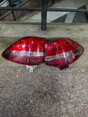 Crown 2010 Royal Salon Taillight Price Each