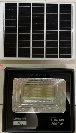 Luna Pro 2000w Solar Flood Light