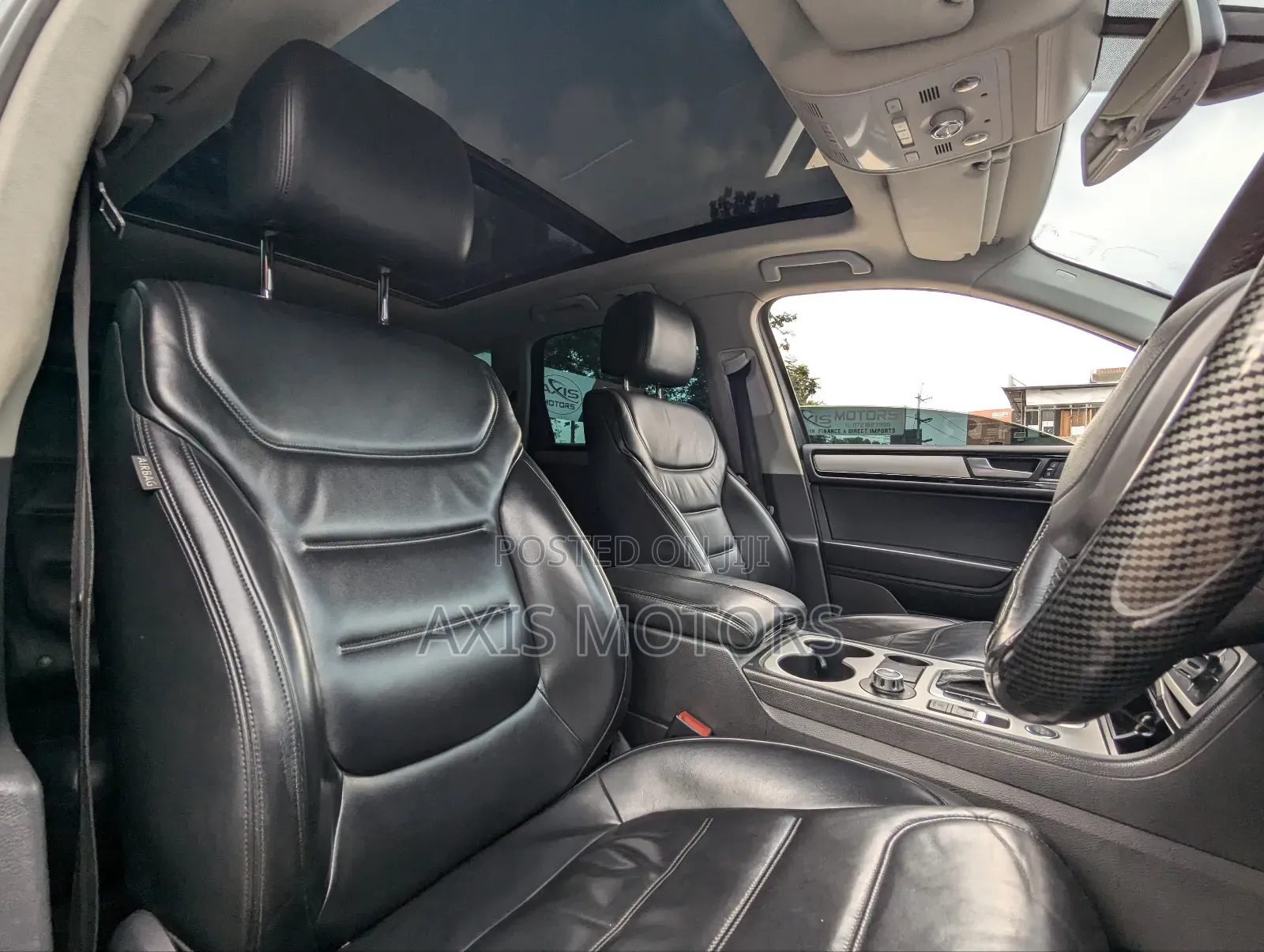 Volkswagen Touareg 2014 White