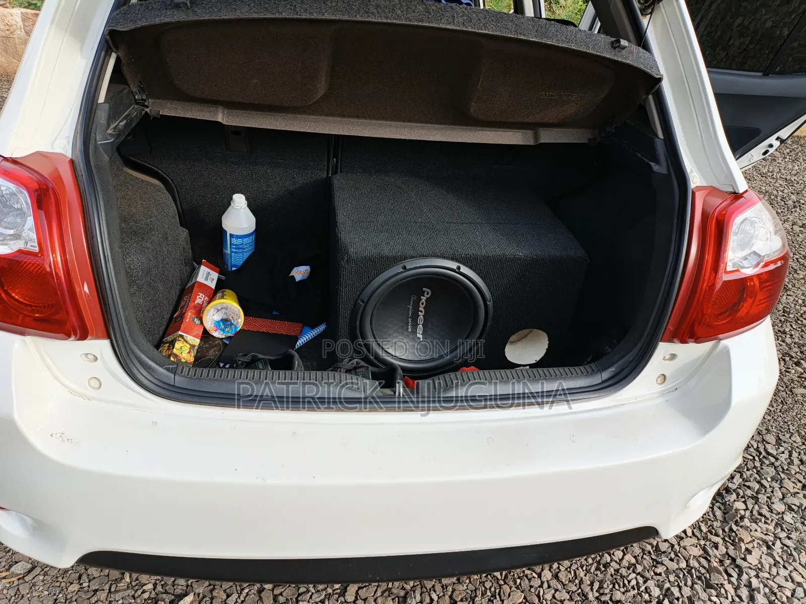 Toyota Auris 2010 White