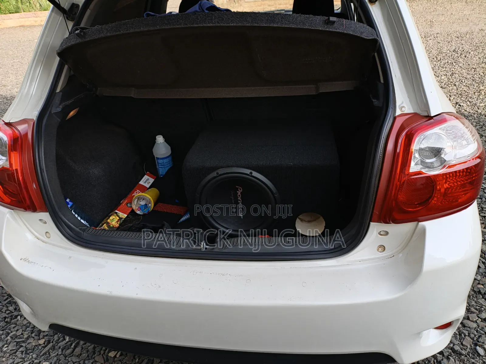 Toyota Auris 2010 White