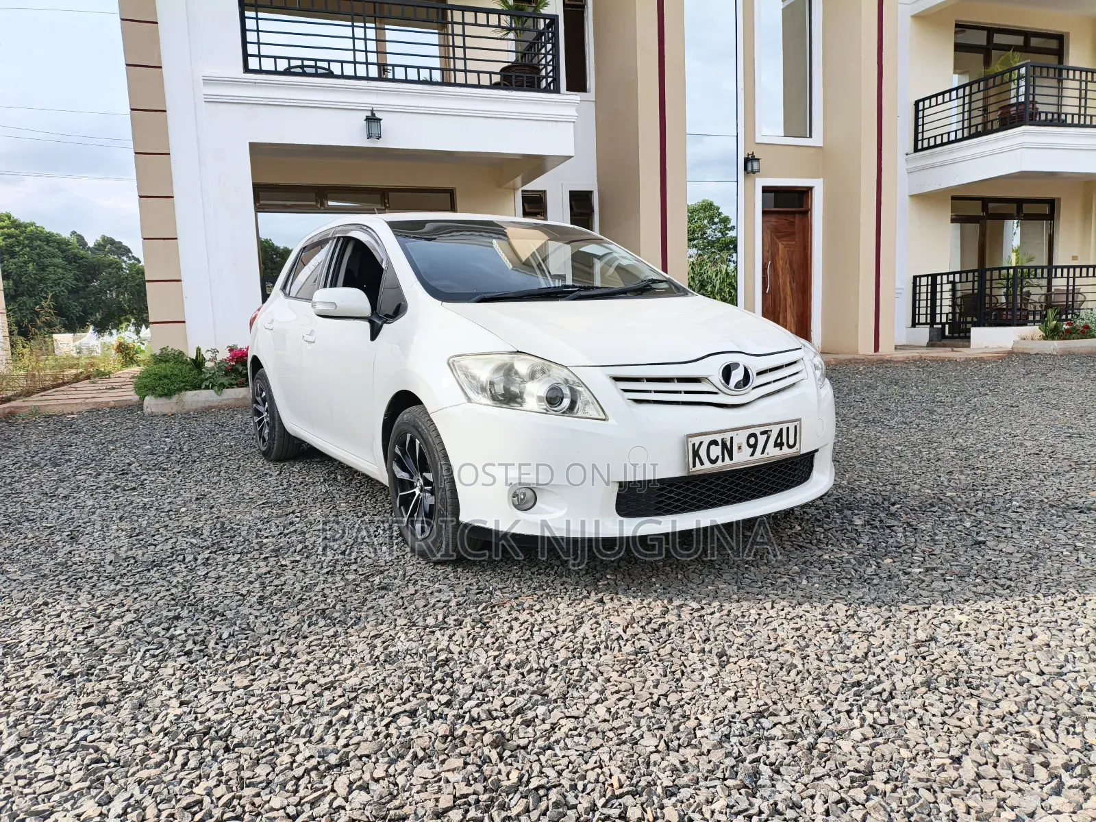 Toyota Auris 2010 White