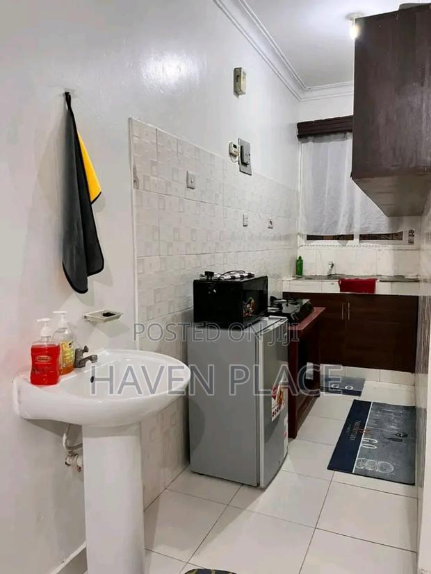 Kamakis Rates: 1 Bedroom at 2500 - thumbnail 5