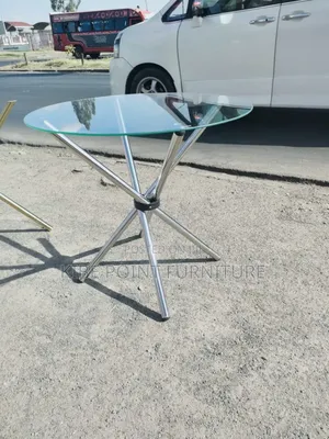 Round Top Glass Dining Table