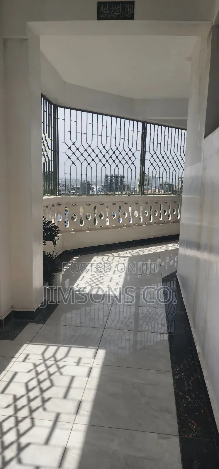4bdrm Duplex in Tudor for rent