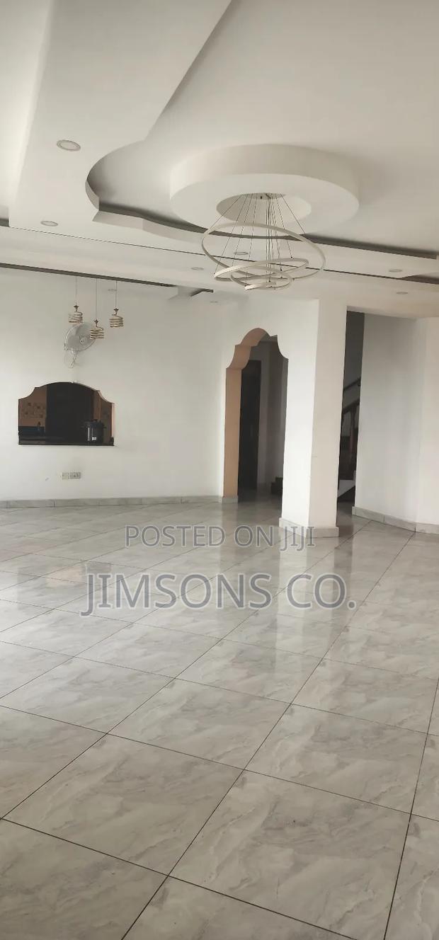 4bdrm Duplex in Tudor for rent - thumbnail 3