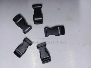 Plastic Buckles - thumbnail 2