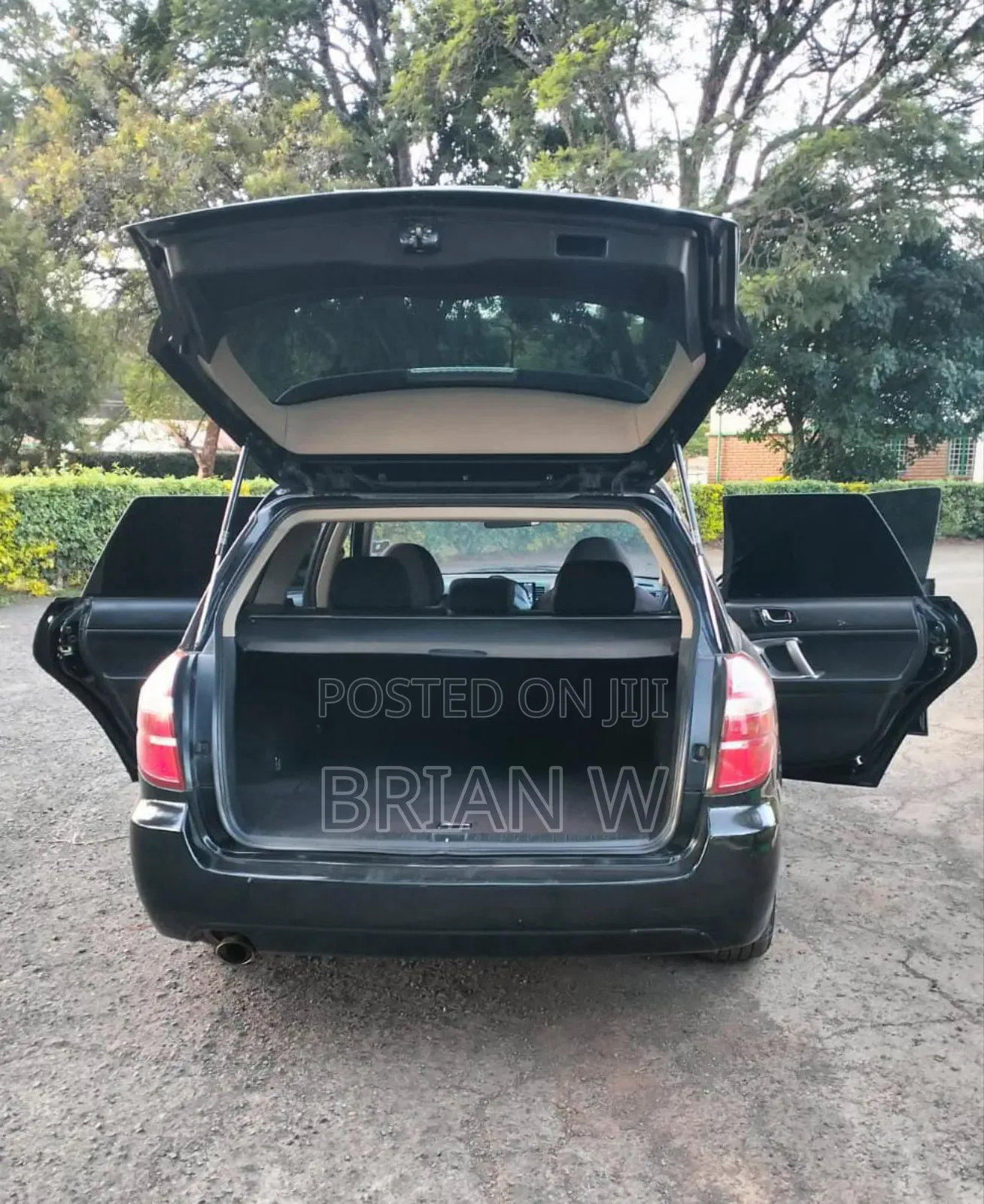 Subaru Legacy 2010 Black