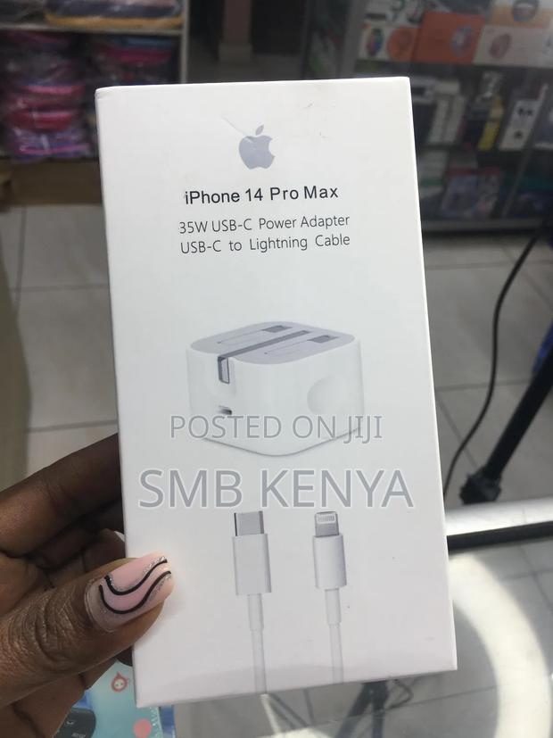 35w Usb C Fast Charger Compatible With iPhone 11,12,13,14 & 15