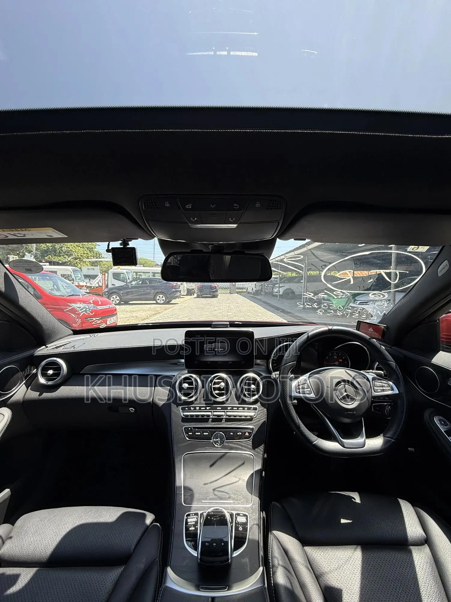 Mercedes-Benz C200 2018 Red