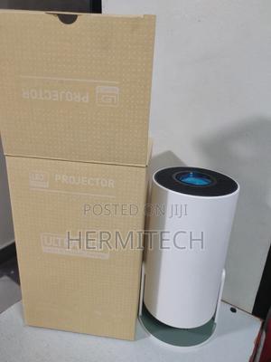 Hy300 Resolution Smart Android Projector Usb Port and Hdmi - main view