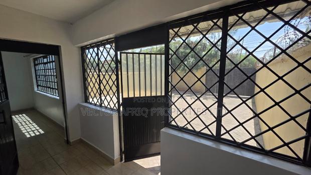 3bdrm House in Katani for rent - thumbnail 16