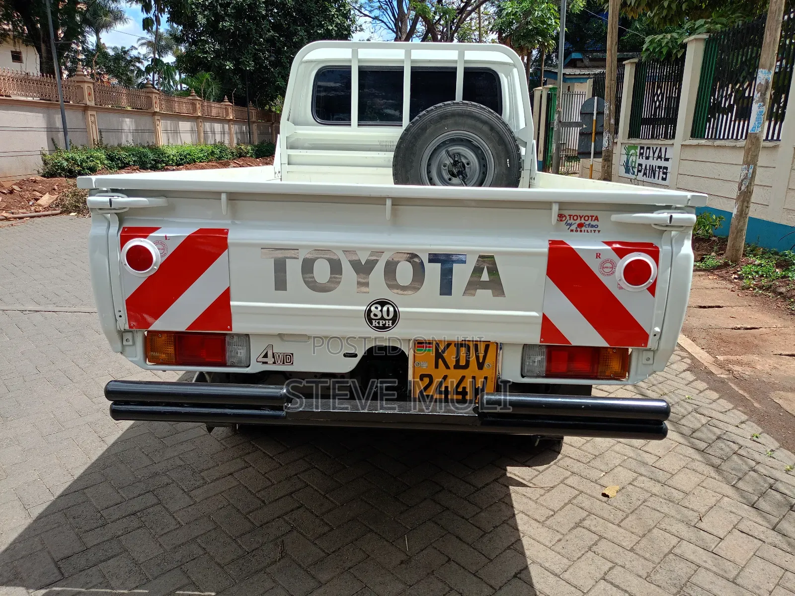 Toyota Land Cruiser 2008 White
