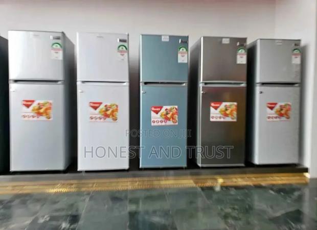 128l Double Door Ramtons Fridge With a Cool Pack