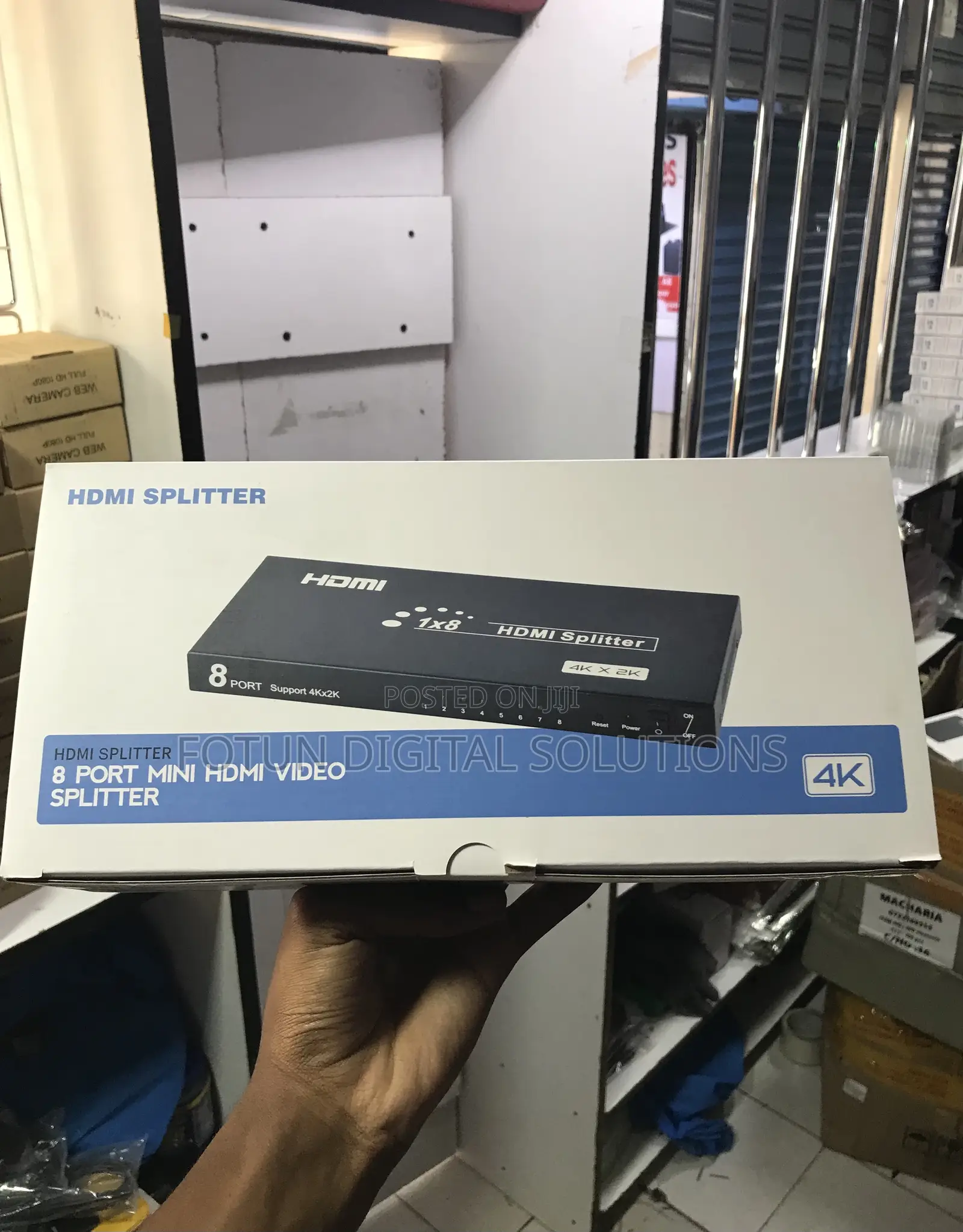 8-Port Mini Hdmi Splitter 1x8 - Compact for 1080p Multi-Screen Setup