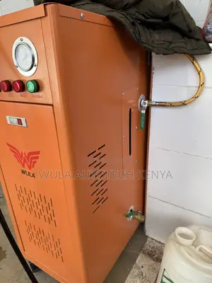 High Quality Two Guys Steaming Car Wash Machine Yellow