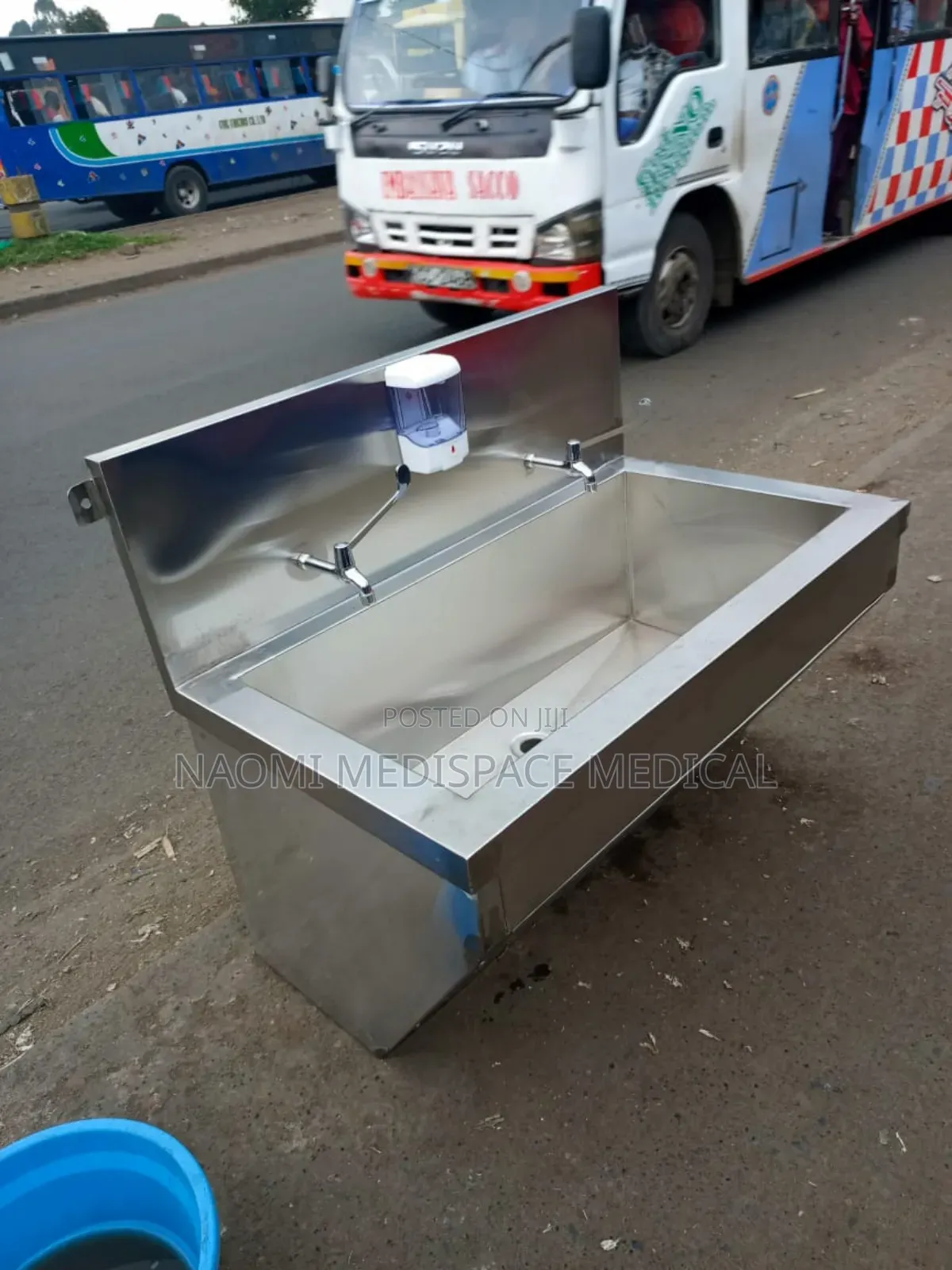 Scrub Sink With Two Taps/Stainless Steel Scrub Sink